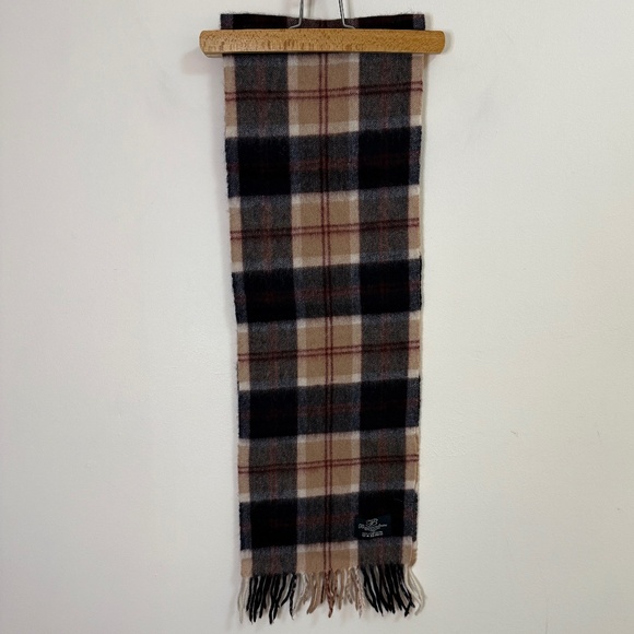 Ballantrae 100% Lambswool Bannockbane Navy Tartan Scarf - Picture 3 of 7
